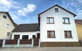 Außenansicht - 6 Zimmer Mehrfamilienhaus, Wohnhaus zum Kaufen in Willstätt