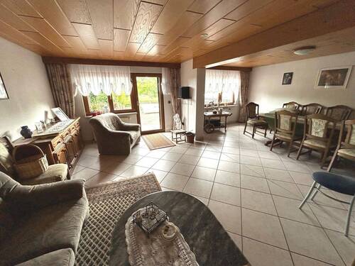 Wohn-/Esszimmer mit Zugang auf die... - Mehrfamilienhaus, Wohnhaus mit 155,00 m&sup2; in Willstätt zum Kaufen