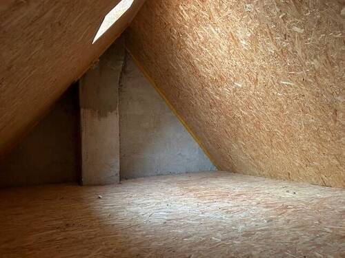 Spitzboden - 