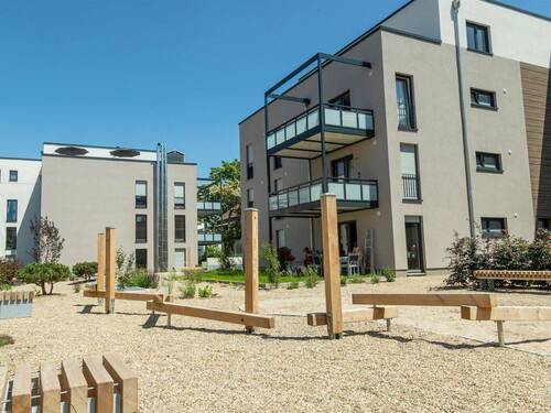 Spielplatz in der Außenanlage - 