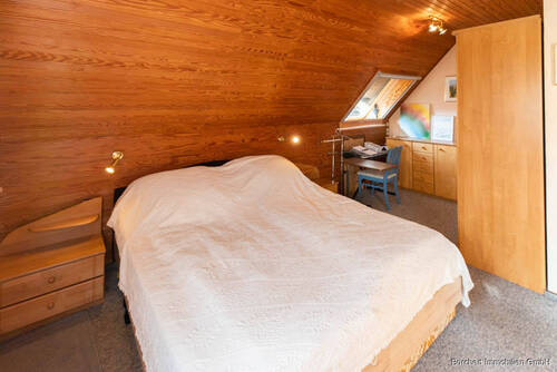 ...mit weiterer Ansicht - 