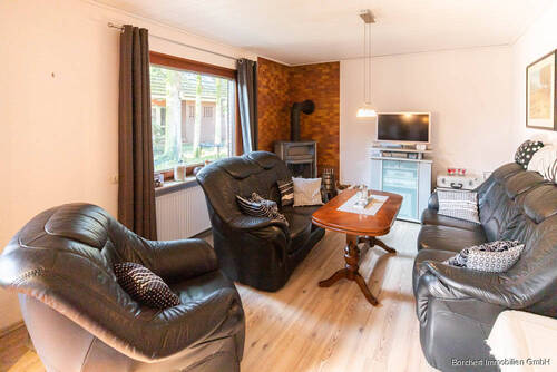 Wohnzimmer mit Ofen - 