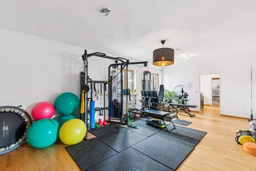 Trainingsbereich - 4 Zimmer Büro in Rottach-Egern