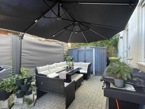 Zugang Haus Nr. 12 mit Freisitz - 