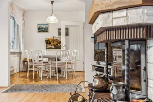 Wohnbereich mit Blickrichtung zum Essbereich - 