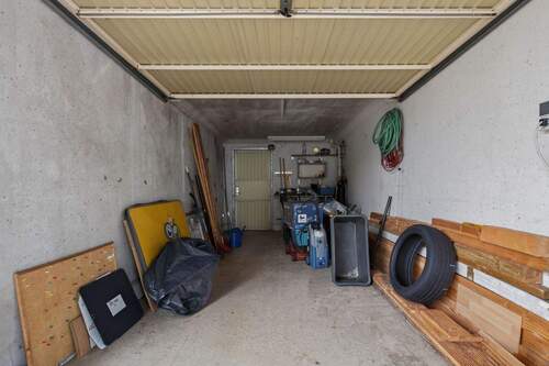 Garage - 