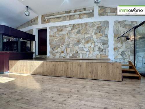 ausfahrbare Bühne - 