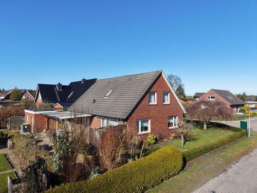 Außenansicht - 6 Zimmer Einfamilienhaus zum Kaufen in Hage