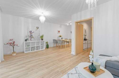 Bild 2 - 5 Zimmer Doppelhaushälfte zum Kaufen in Esslingen