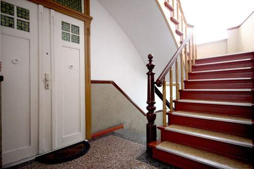 Treppenhaus - 3 Zimmer Etagenwohnung zur Miete in Rathenow