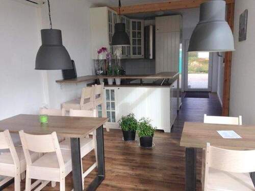 IMG-20260210-WA0038a - Modernes Gewerbe-Reihen-Mini-Haus: Frei, hell, erdgeschoßig, mit 2 WC´s, Einbauküche, etc.