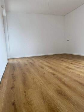 Schlafzimmer - 3 Zimmer Etagenwohnung zum Kaufen in Leutenbach