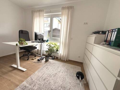 Zimmer 1 - 