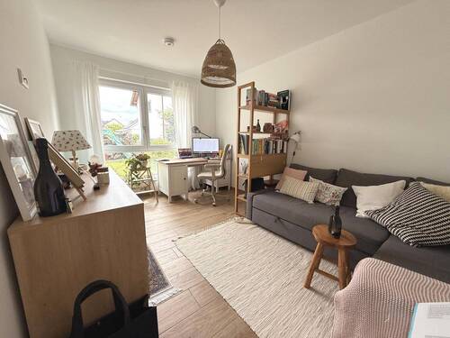 Zimmer 2 - 