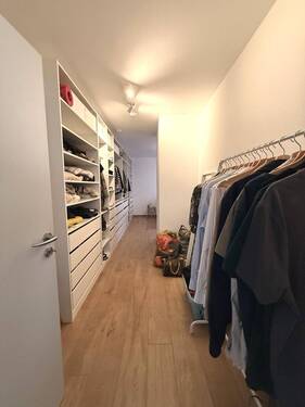 Ankleide, Zugang Schlafzimmer - 