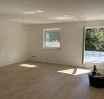 Großzügige 3 Zimmerwohnung mit Dachterrasse - Buxheim