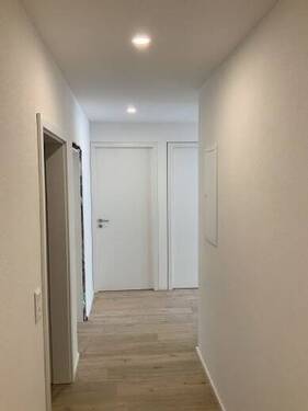 Bild 1 - 3 Zimmer Etagenwohnung in Buxheim