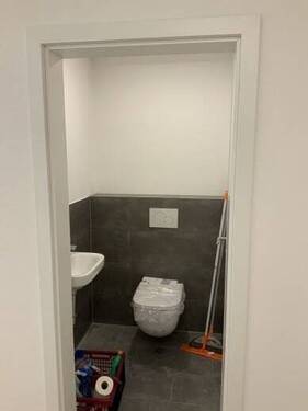 Gäste WC - Etagenwohnung mit 100,00 m&sup2; in Buxheim zur Miete