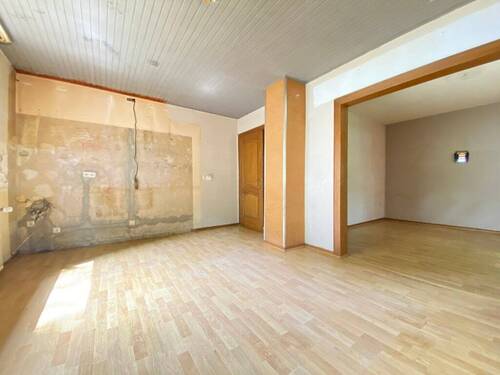 Wohnzimmer EG - Einfamilienhaus mit 98,00 m² in Eschweiler zum Kaufen