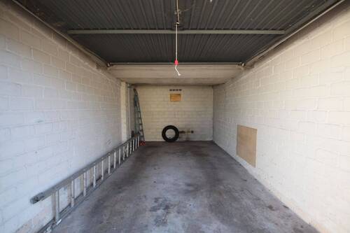 Garage - 