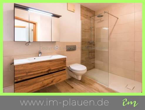 Badezimmer - Einbauküche, Balkon, modernes Bad, Hochparterre - 2 Zimmerwohnung in Plauen zur Miete