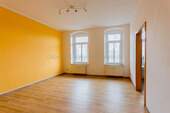 Wohnzimmer - 2 Zimmer Etagenwohnung in Plauen