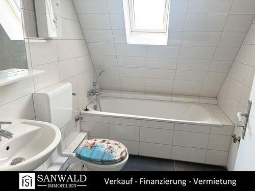 4 - Etagenwohnung mit 85,00 m² in Bochum zur Miete