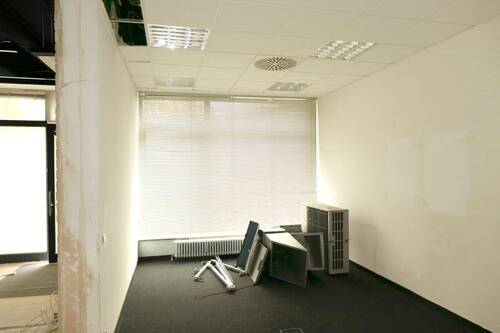 Raum 2 - Gewerbeobjekt (Büro, Produktion, Verkauf) in Nürnberg zur Miete
