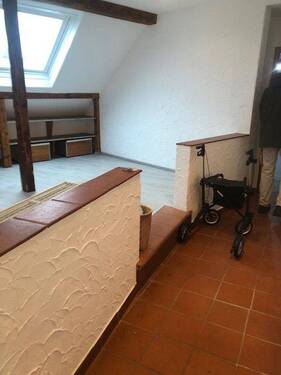 Stufe zum Wohnzimmer - Etagenwohnung mit 85,00 m&sup2; in Witten zur Miete