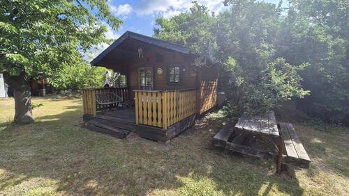 Gartenhaus mit Terrasse - 