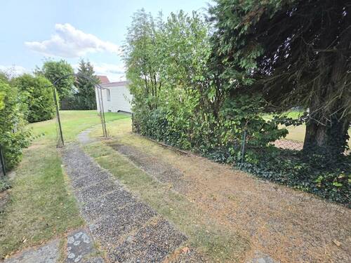 Stellplatz auf dem Grundstück - 