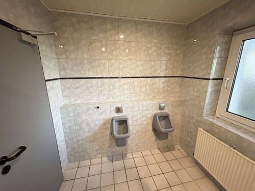 Gasttoiletten EG (2) - 