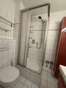 Bad mit Dusche - 