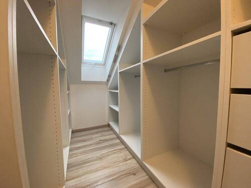 Begehbarer Kleiderschrank - 