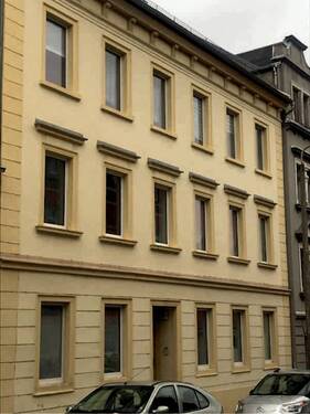 Hausansicht - 1 Zimmer Etagenwohnung zur Miete in Riesa