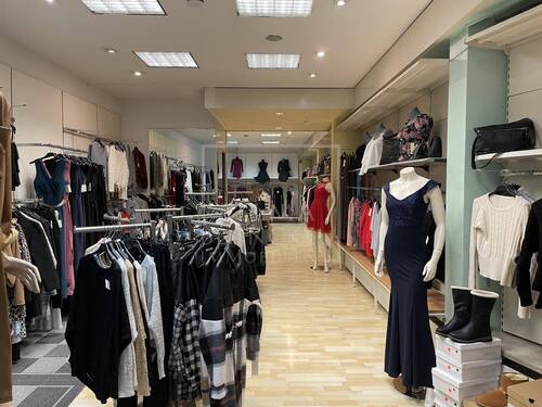 Verkaufsraum - Gewerbeobjekt (Büro, Produktion, Verkauf) in Bayreuth zum Kaufen