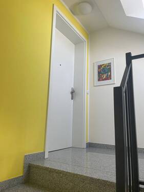 zugang wohnung - 4 Zimmer Etagenwohnung zum Kaufen in Baar-Ebenhausen