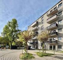 Neuwertige 3,5-Zimmer-Wohnung mit 2 Balkonen, Aufzug und TG-Stellplatz in zentraler Lage - Dresden Friedrichstadt