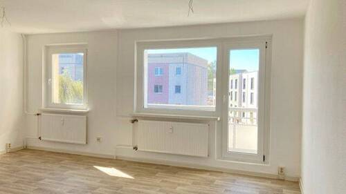 Wohnzimmer - Luftig wohnen, modern genießen - Ihr neues 3-Zimmer-Zuhause