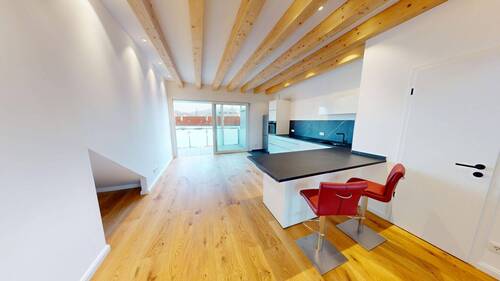 Wohnküche mit Theke - 3 Zimmer Etagenwohnung zur Miete in Freiburg
