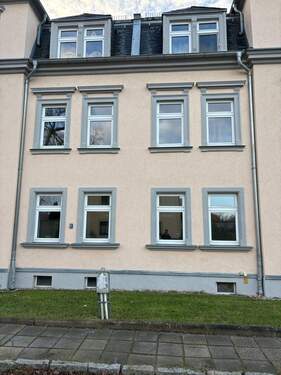 Blick außen Wohnung.jpeg - 2 Zimmer Etagenwohnung zur Miete in Dresden