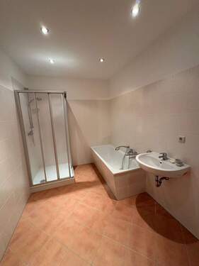 Badezimmer groß.jpeg - 