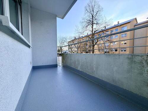 Balkon.jpeg - Etagenwohnung mit 63,90 m&sup2; in Langen zum Kaufen