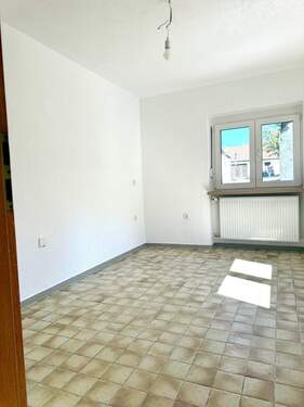 Küche - 6 Zimmer Etagenwohnung in Zirndorf