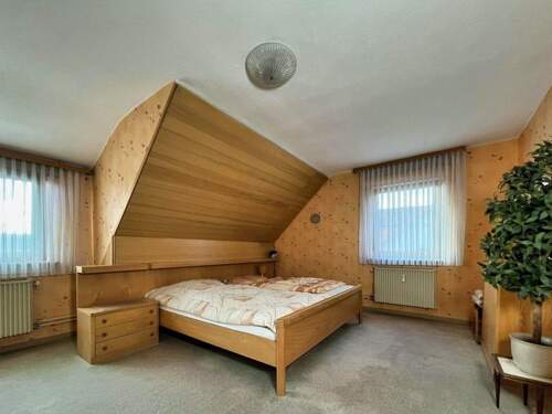 Schlafzimmer Dachgeschoss - 