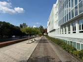 Aussenanlage Hafen und Kantien - Büro mit Lager möglichkeiten zu mieten im Gewerbe Park