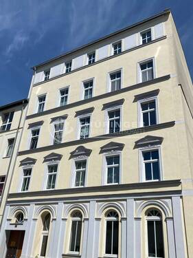 Hausansicht - 2 Zimmer Büro zur Miete in Gera
