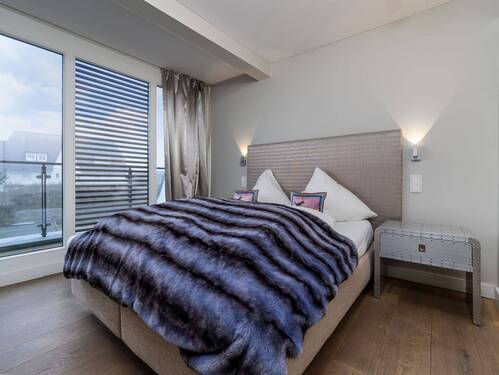 Apartment 10 - 
