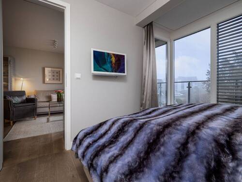 Apartment 10 - 
