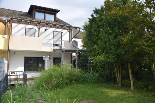 Treppenhaus zum Keller - Reihenmittelhaus in Bad Krozingen